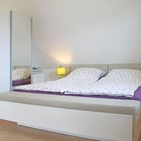بيت للعطل Holiday Home In Zierow With Swimming Pool *